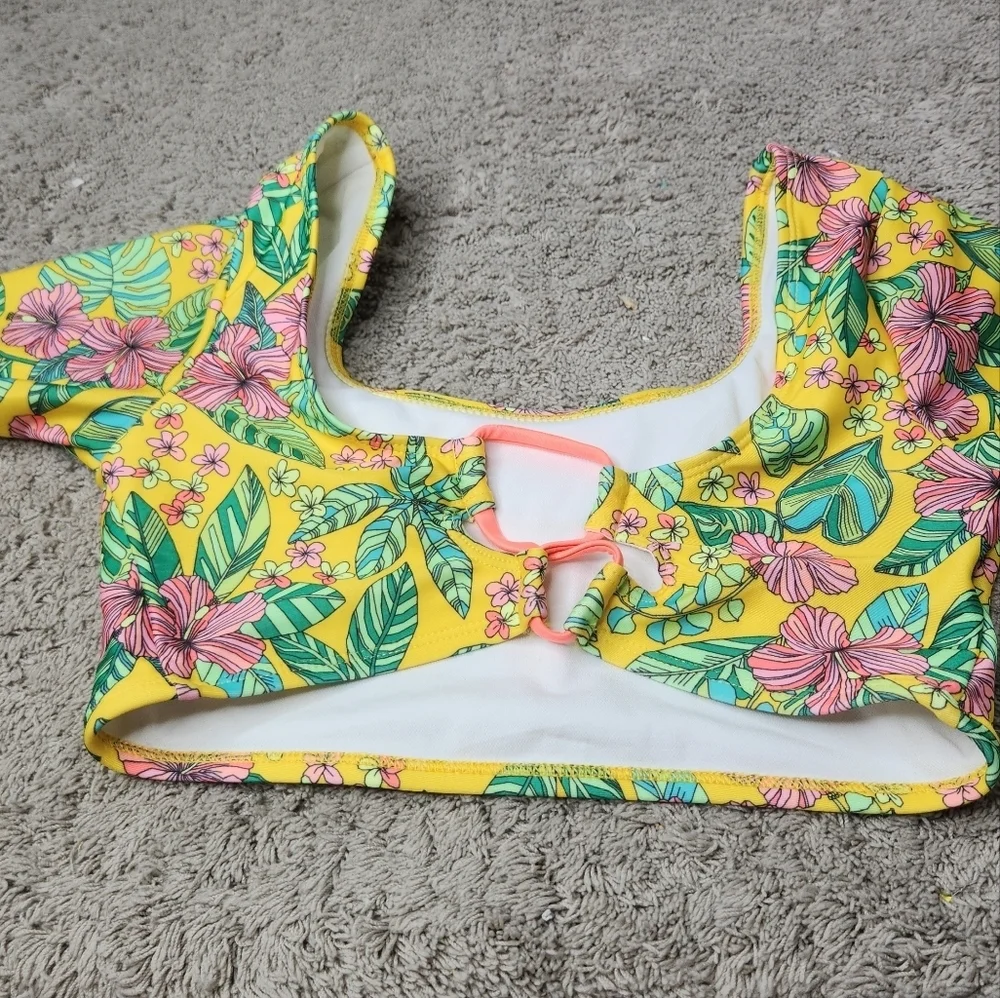 Girls' Tropics Utopia Floral Printed Rash Guard Top Only - Art Class L(10/12)